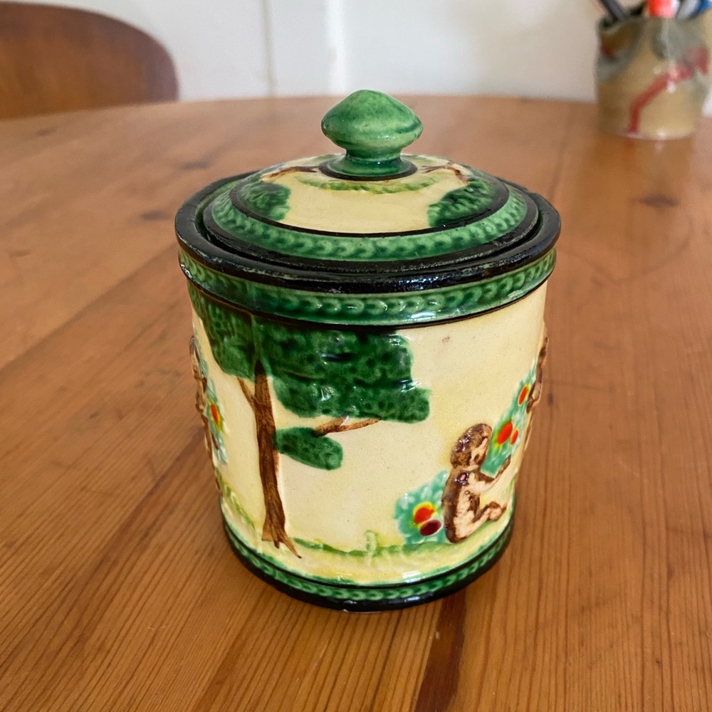 Maruhan Ware Marumoto Majolica Ceramic Preserve Jar with Lid - Green and Cream